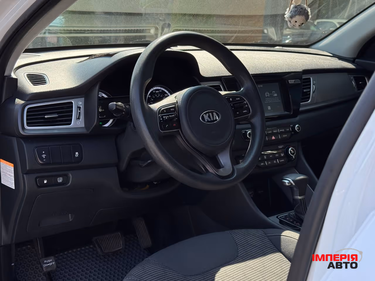 Kia Niro - фото 32