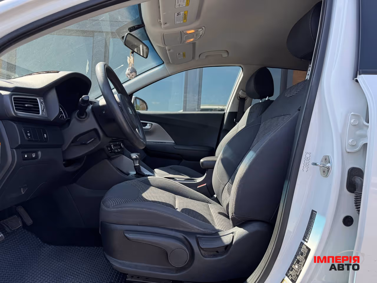 Kia Niro - фото 30