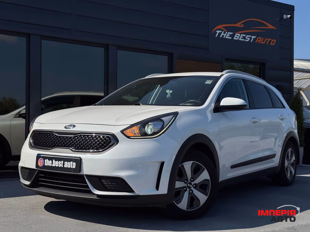 Kia Niro - фото 1