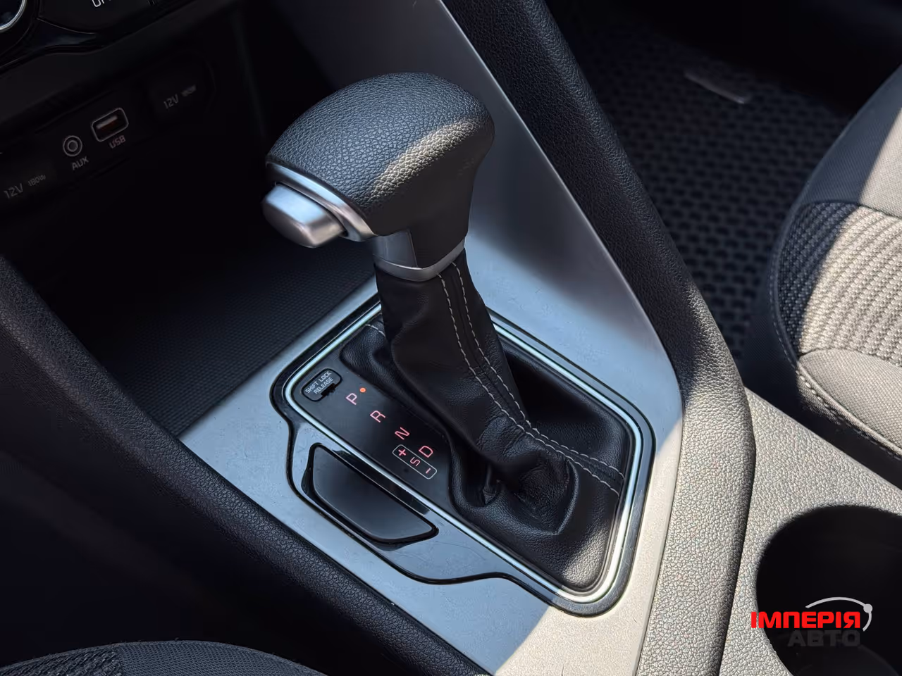 Kia Niro - фото 35