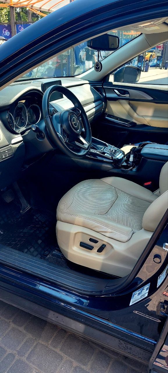 Mazda CX-9 - фото 1