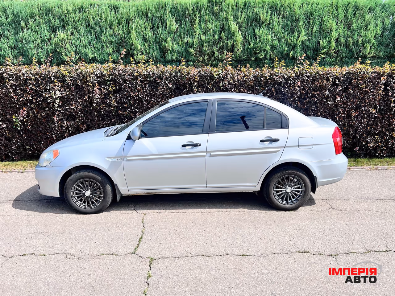 Hyundai Accent - фото 4