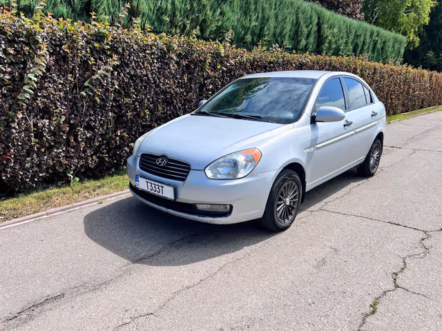 Hyundai Accent - зображення 3