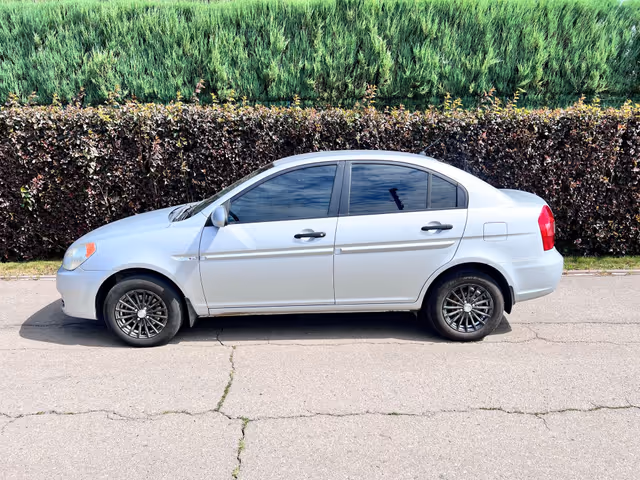Hyundai Accent - зображення 4