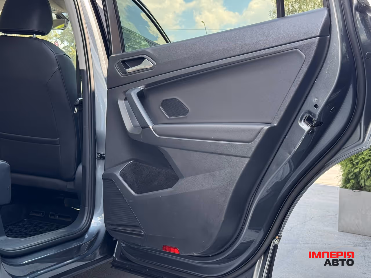 Volkswagen Tiguan - фото 53