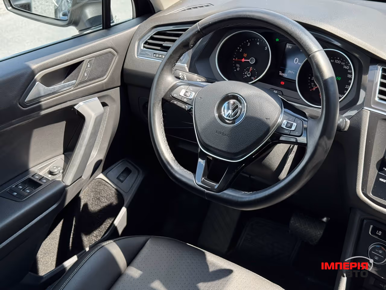 Volkswagen Tiguan - фото 58