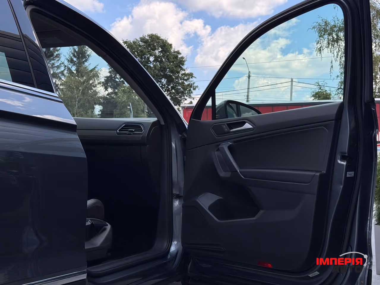 Volkswagen Tiguan - фото 64