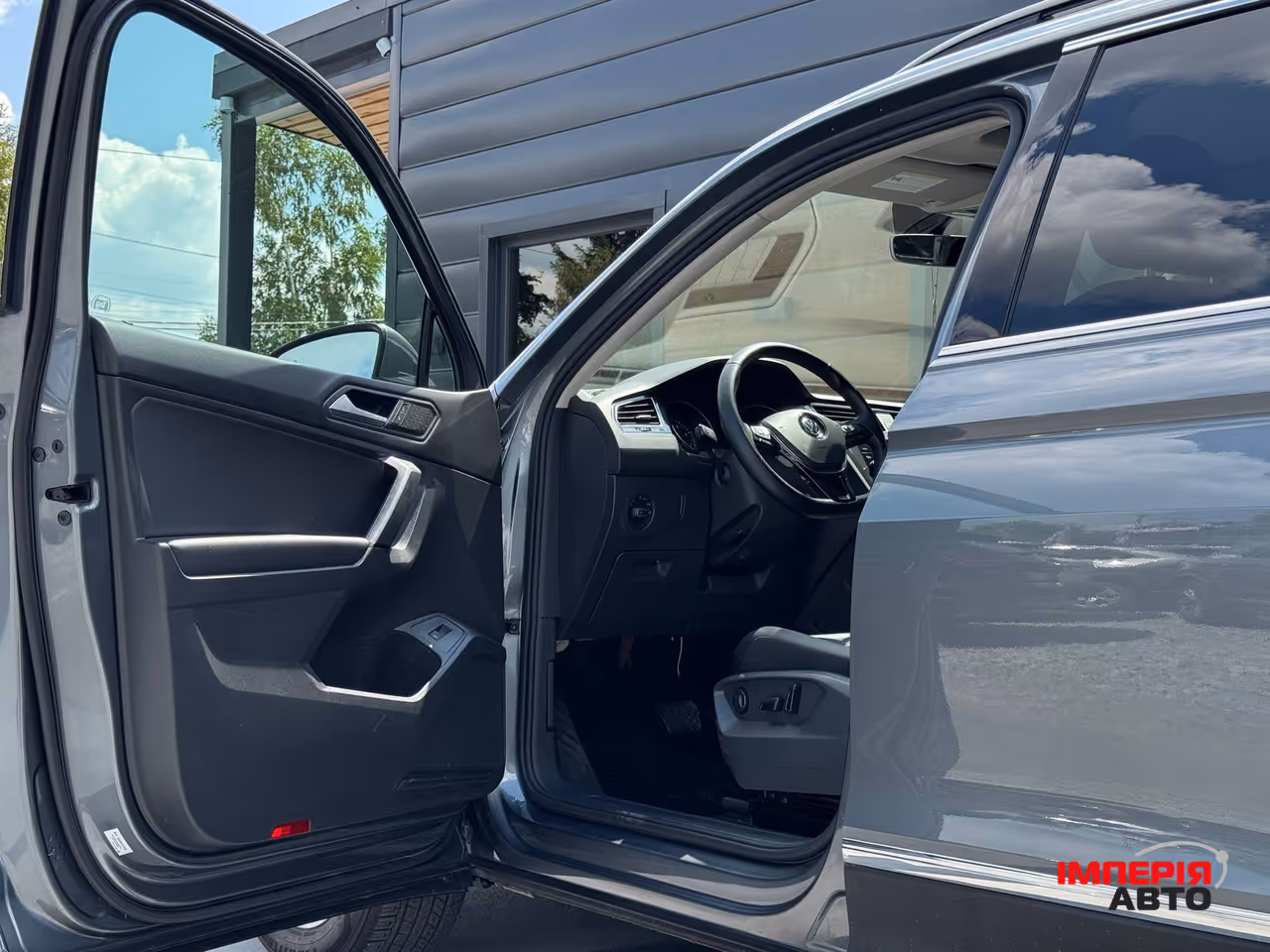 Volkswagen Tiguan - фото 21