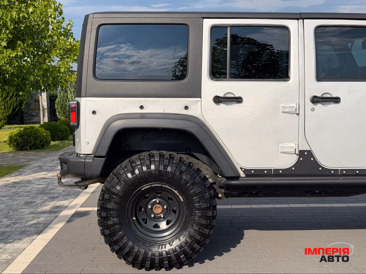 Jeep Wrangler - фото 9