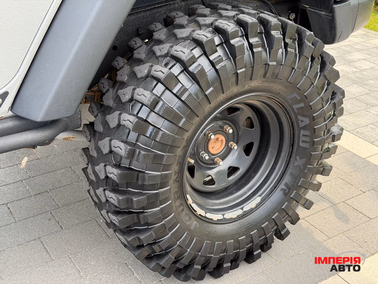 Jeep Wrangler - фото 16