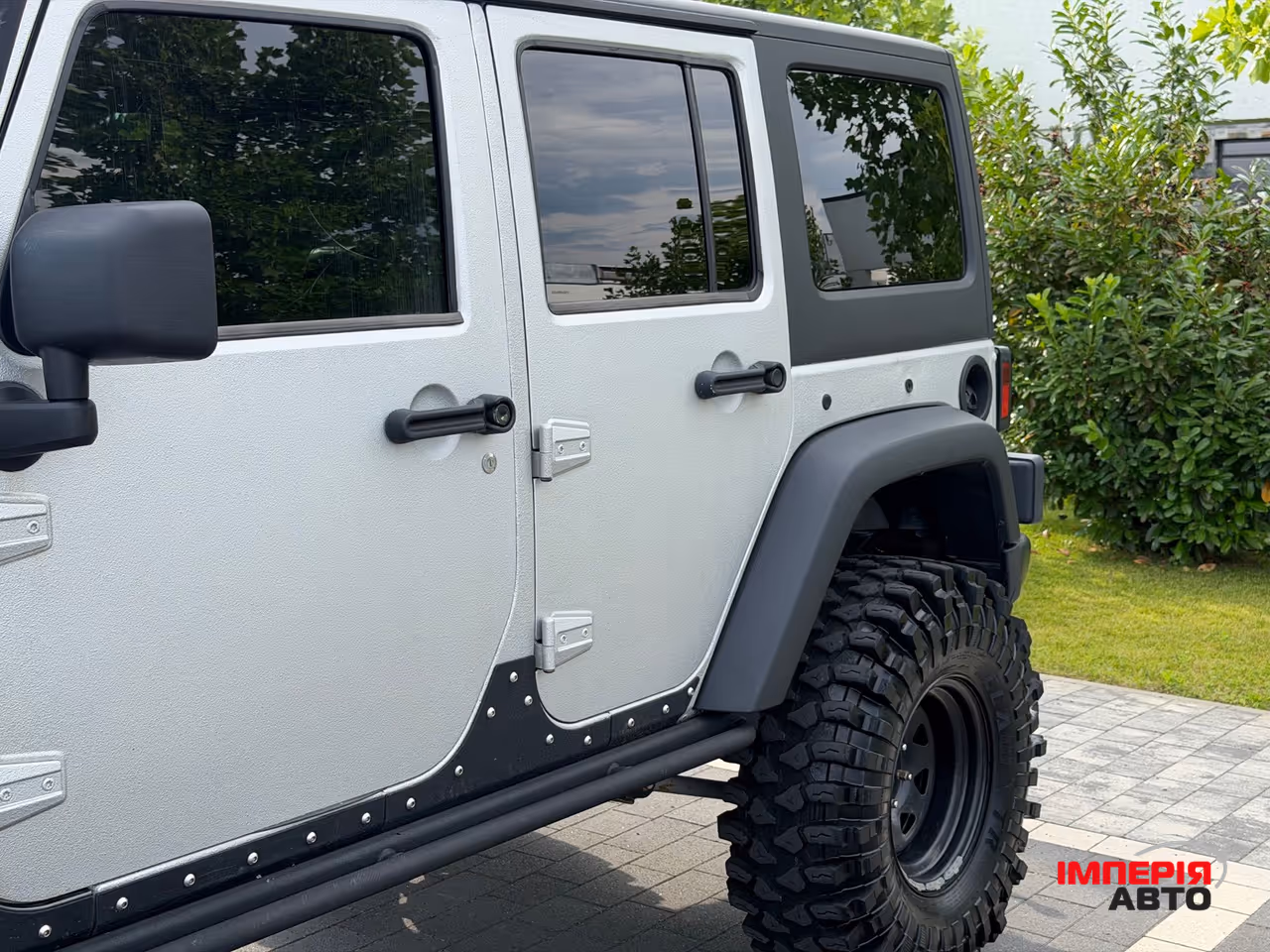 Jeep Wrangler - фото 17