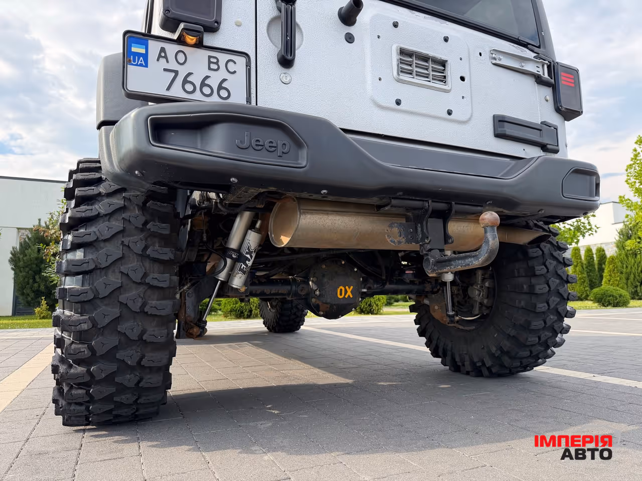 Jeep Wrangler - фото 28