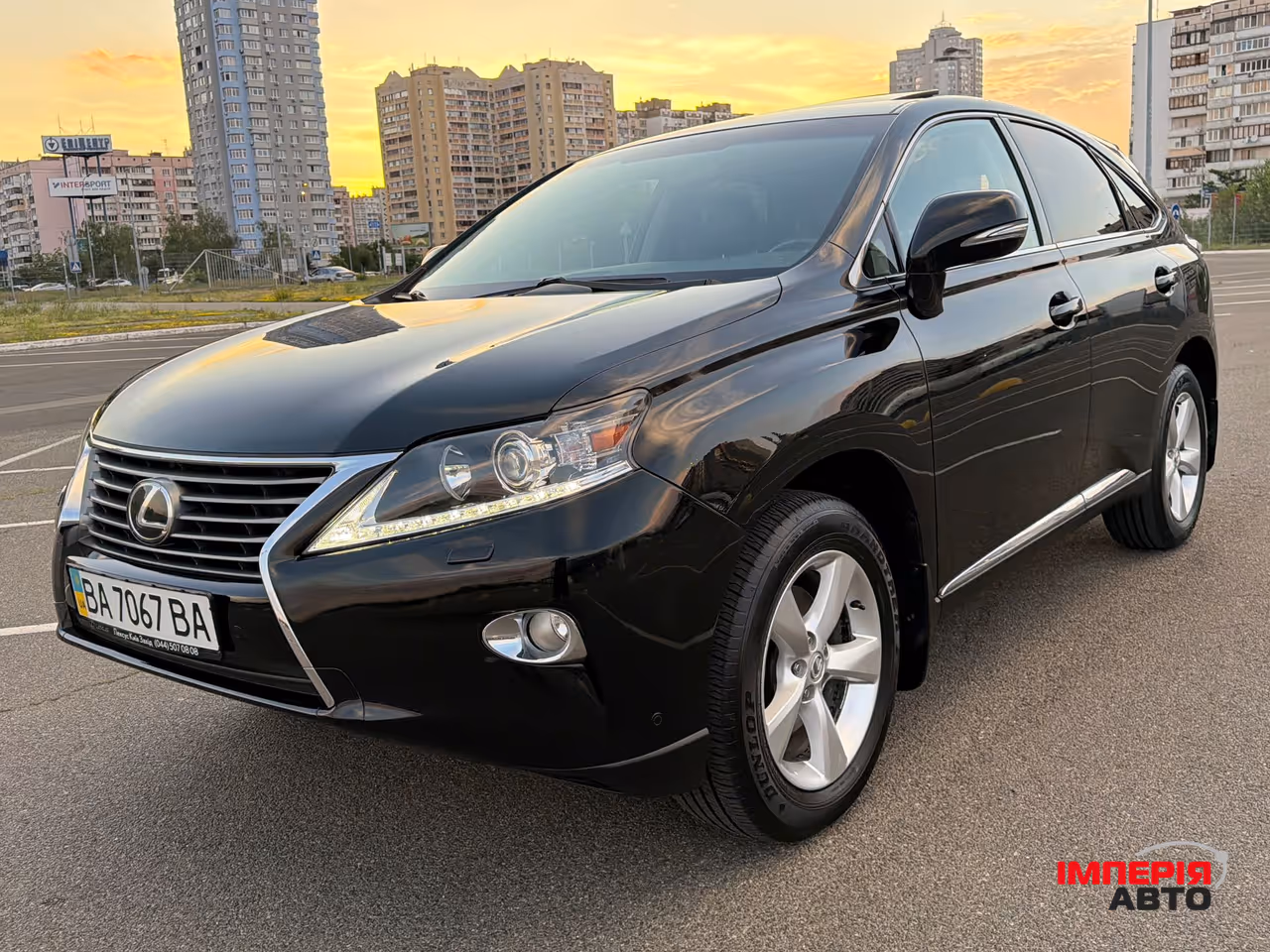 Lexus RX - фото 12