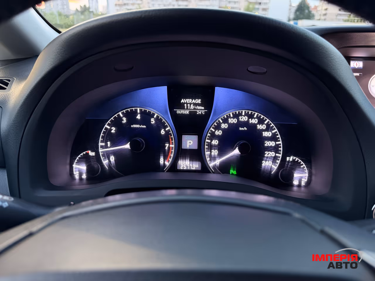 Lexus RX - фото 28