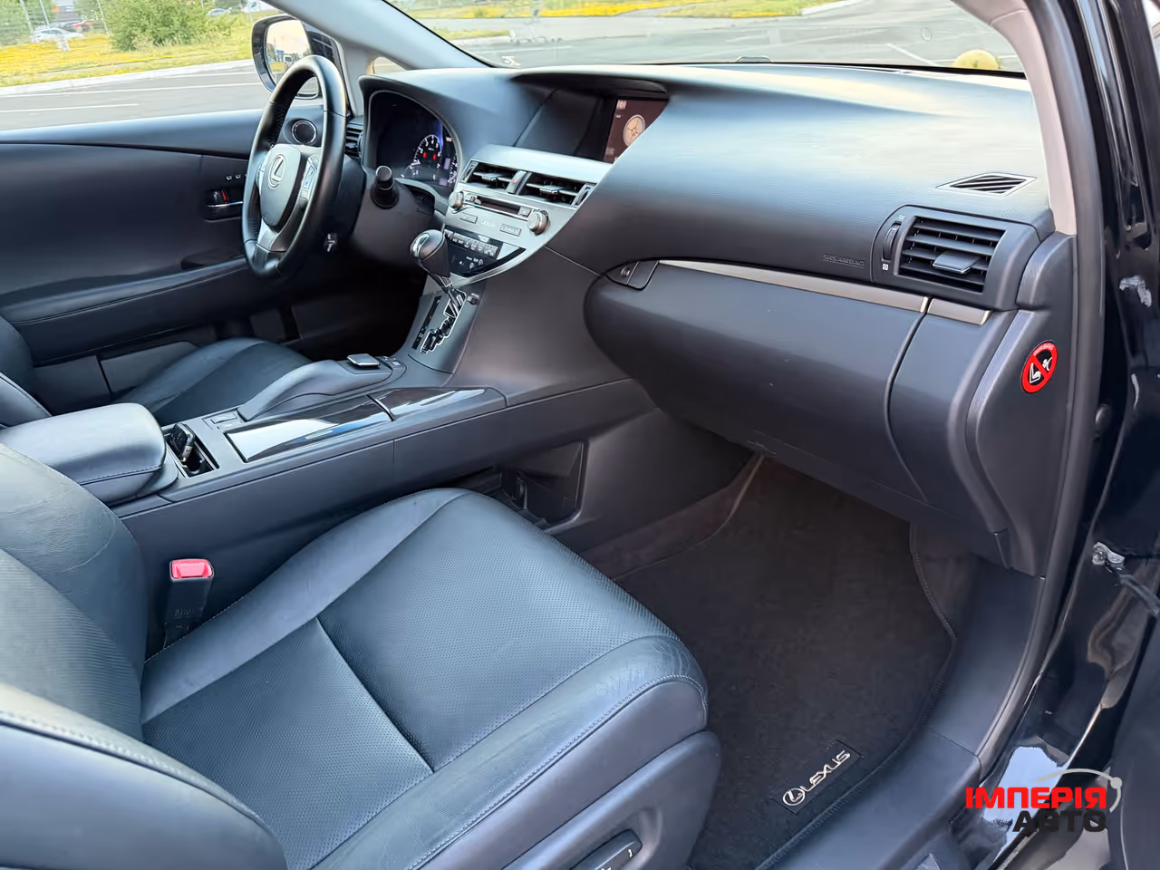 Lexus RX - фото 3