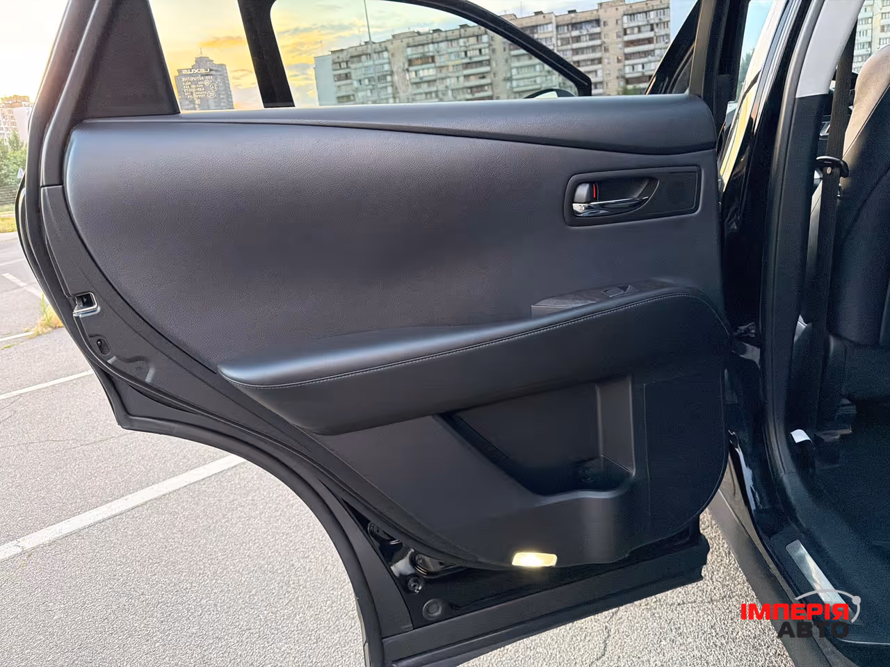 Lexus RX - фото 18