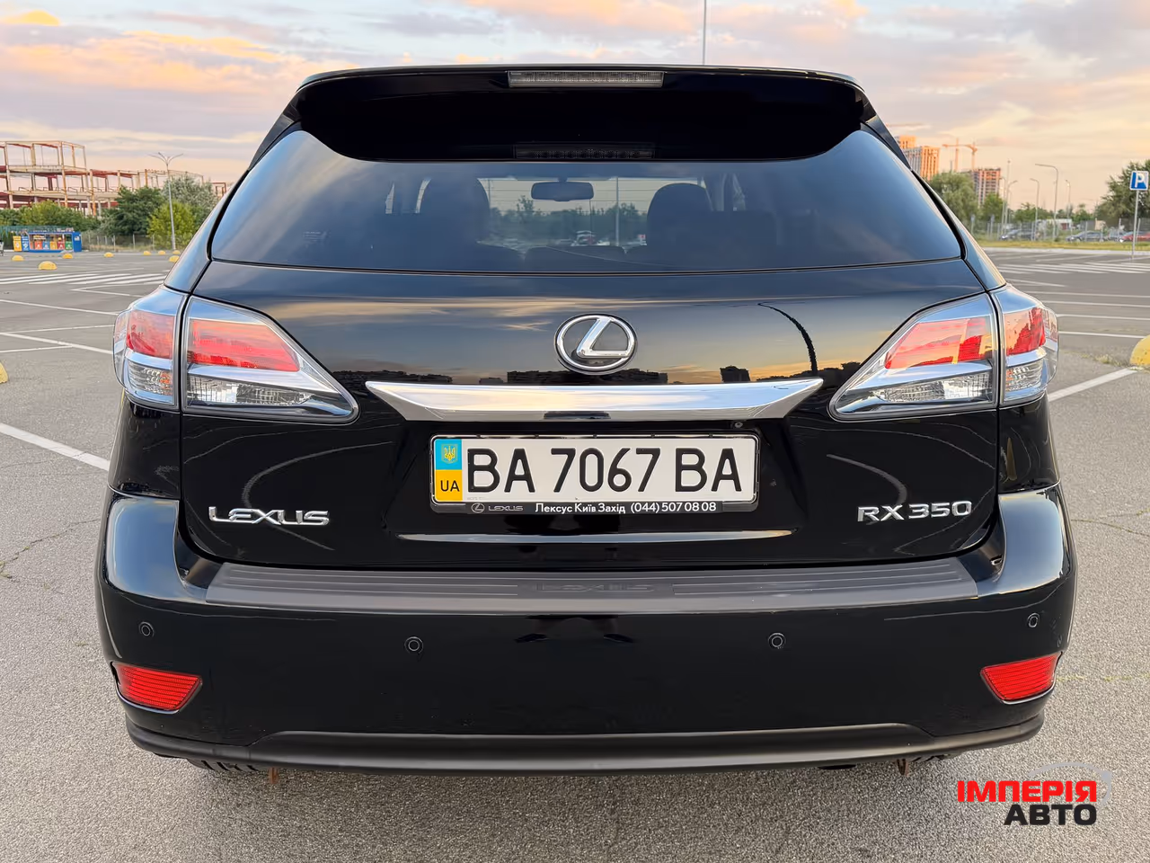 Lexus RX - фото 9