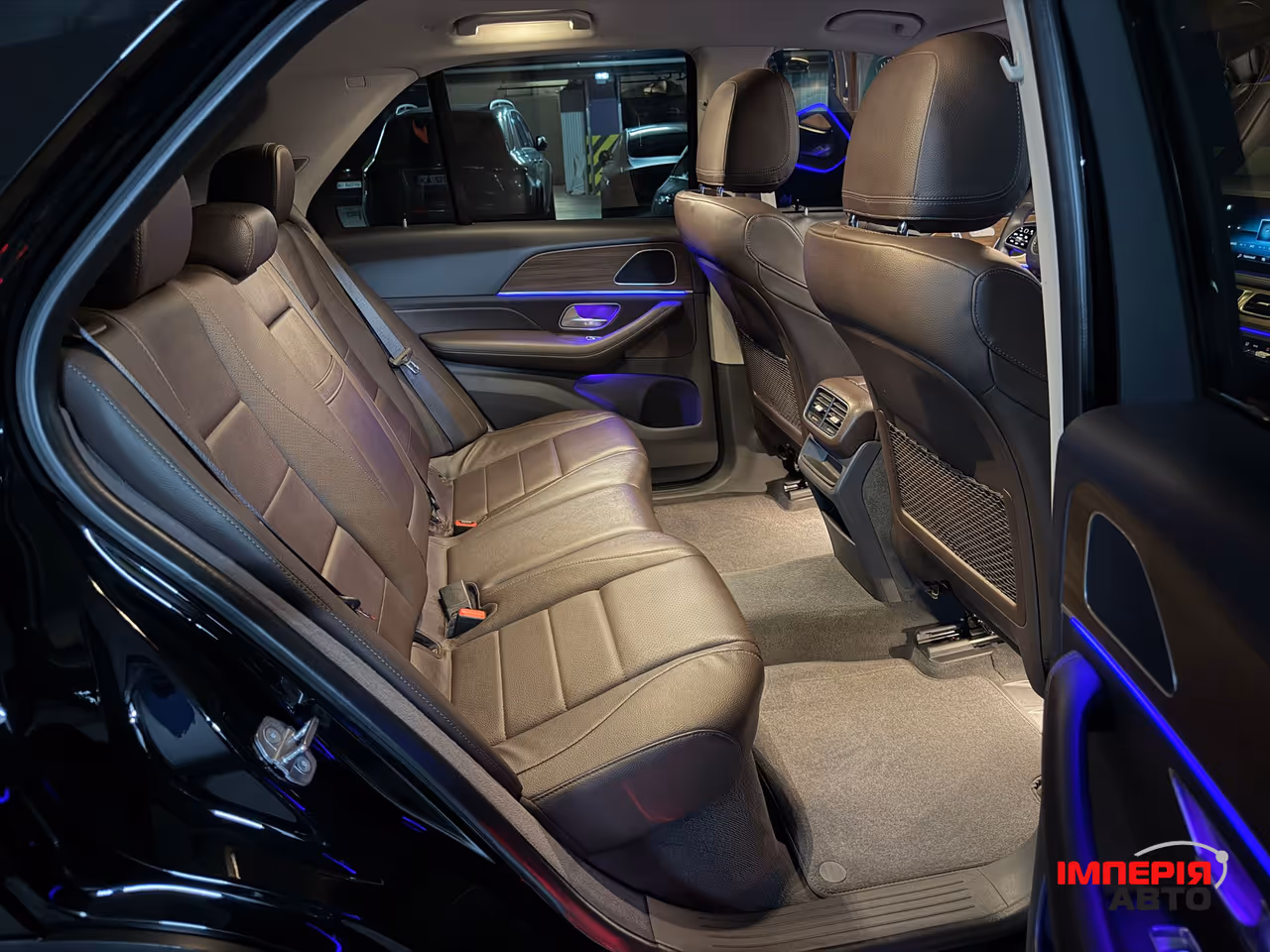Mercedes-Benz GLE - фото 35