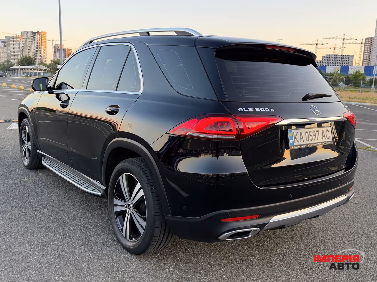 Mercedes-Benz GLE - фото 10