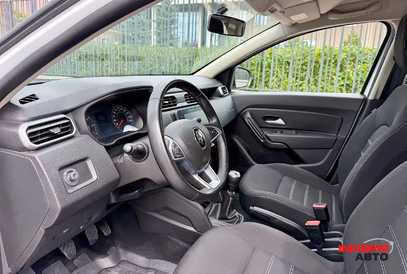 Renault Duster - фото 13