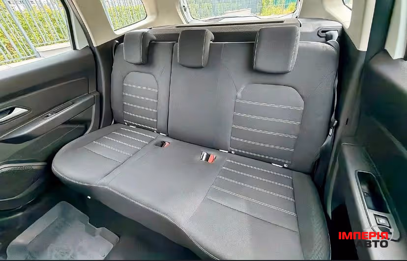 Renault Duster - фото 19