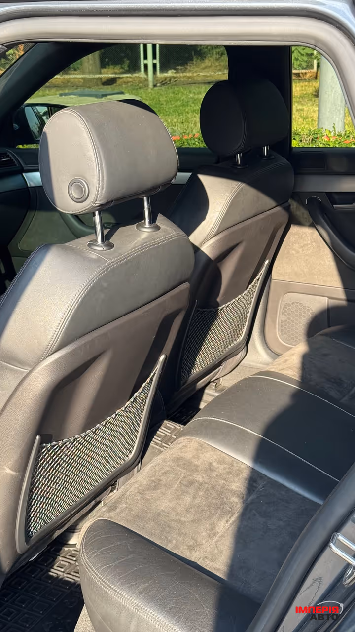 Audi A4 - фото 48