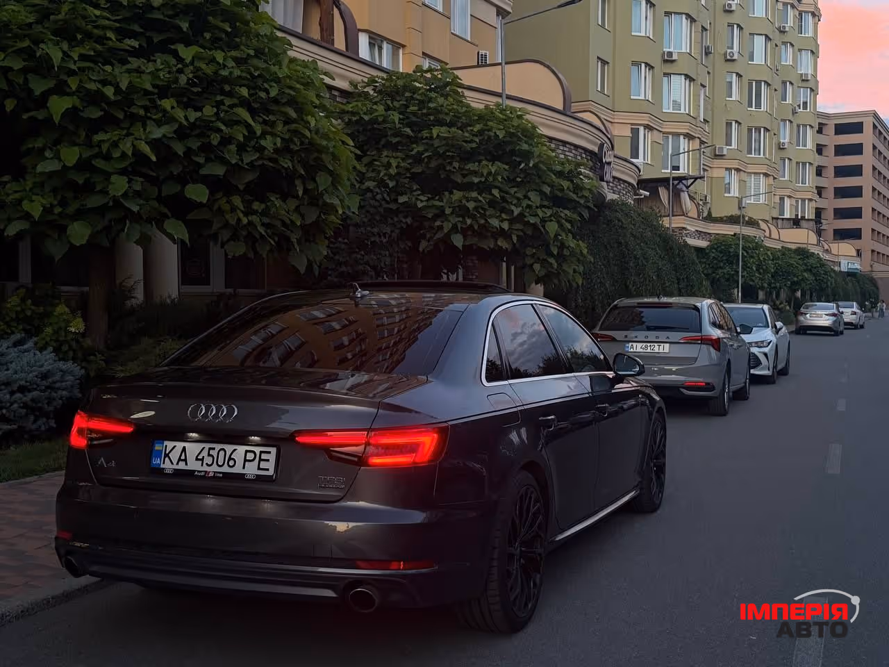 Audi A4 - фото 6