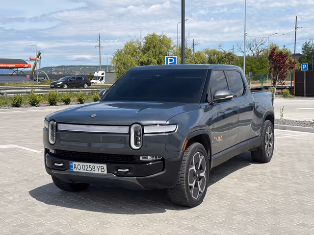 Rivian R1T - зображення 2