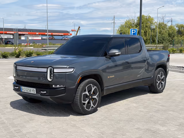 Rivian R1T - зображення 1