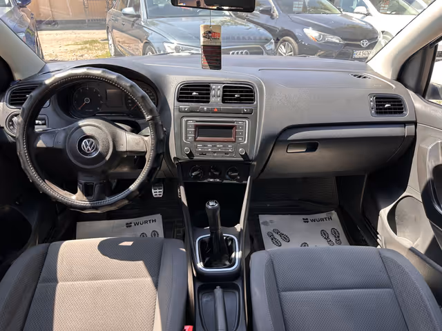 Volkswagen Polo - зображення 4