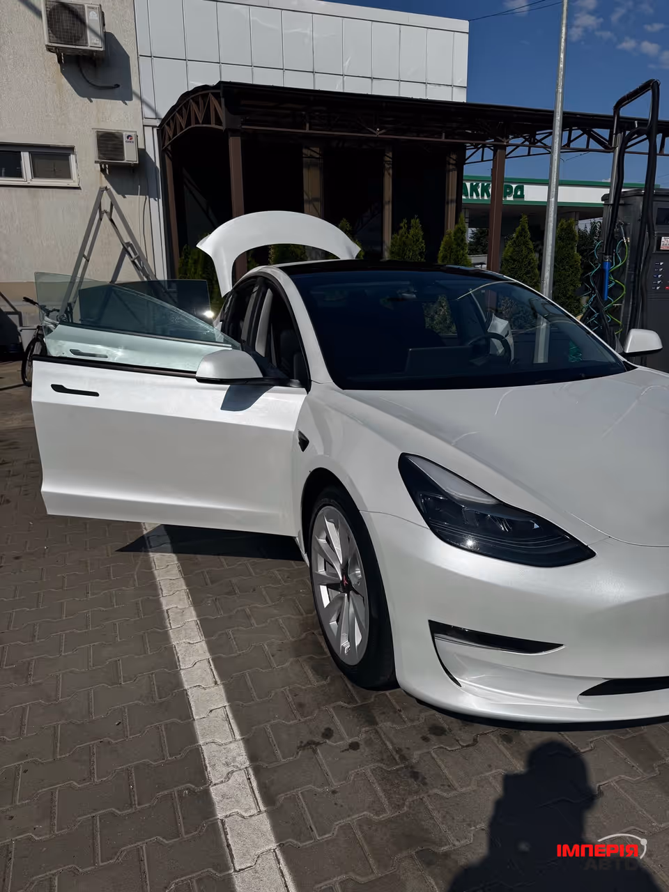 Tesla Model 3 - фото 13