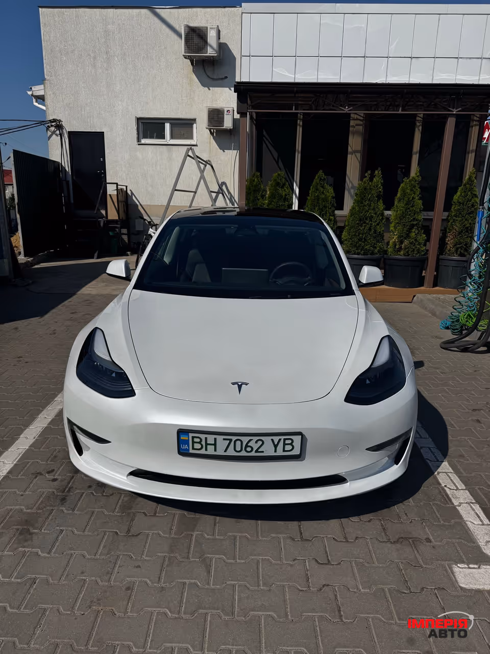 Tesla Model 3 - фото 7