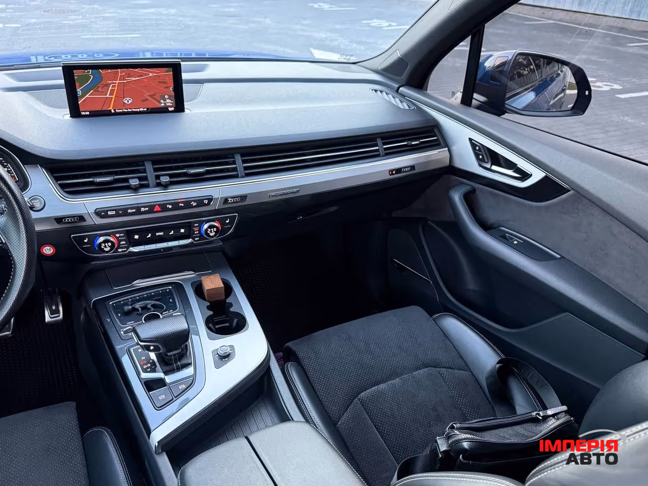 Audi Q7 - фото 58