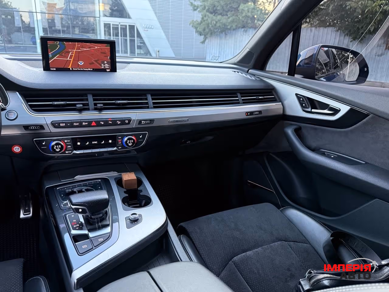 Audi Q7 - фото 61