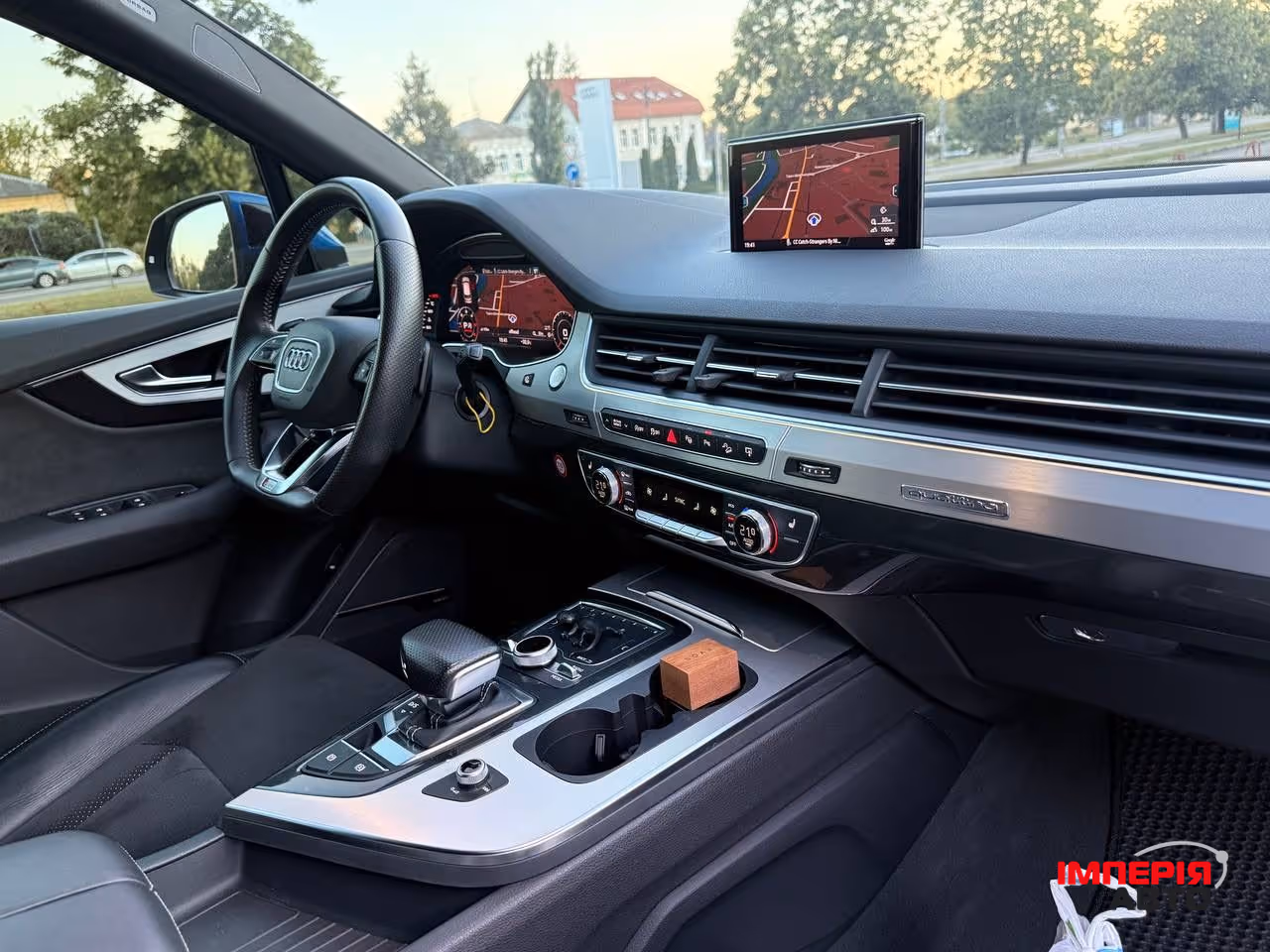 Audi Q7 - фото 78