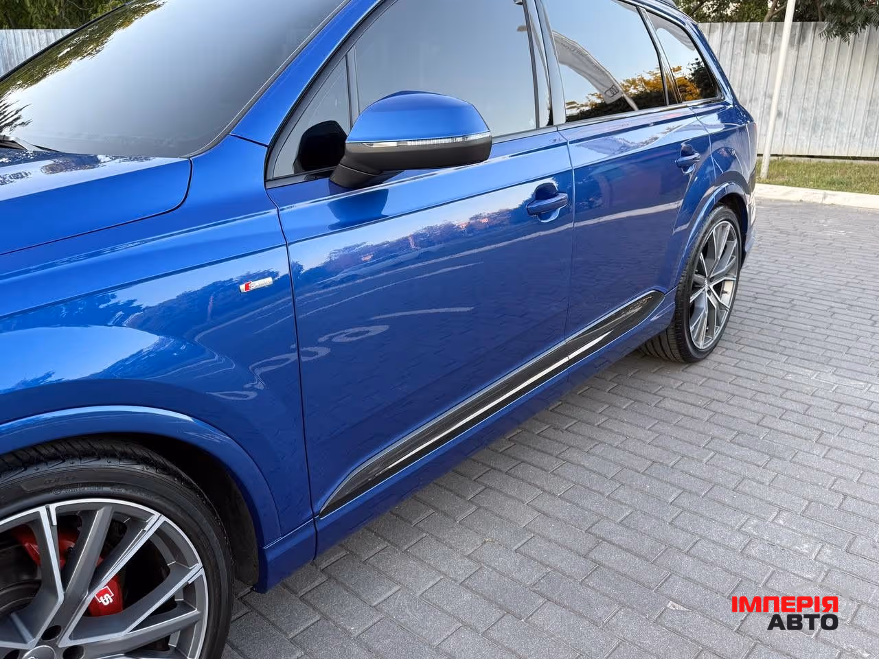 Audi Q7 - фото 35