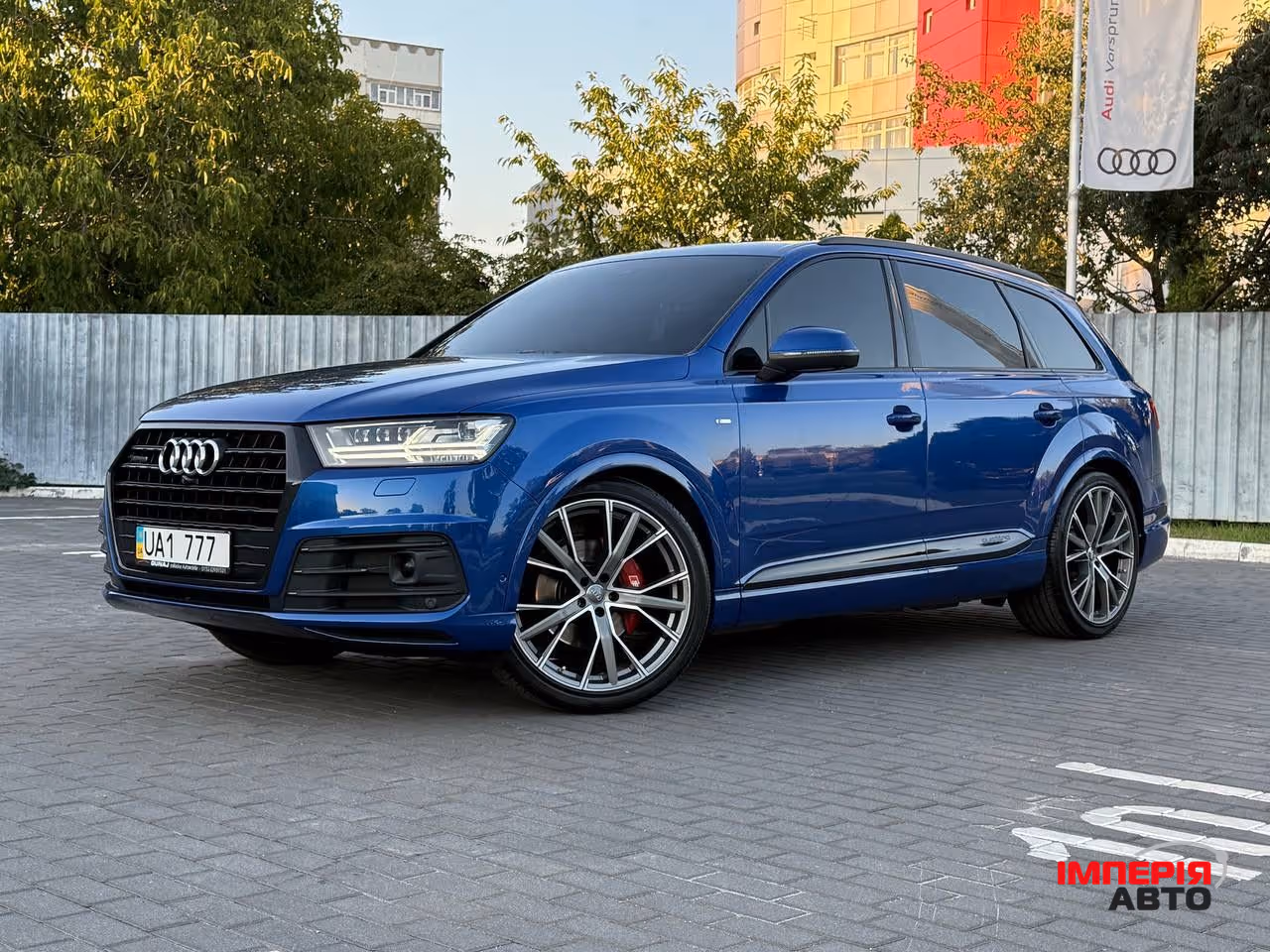 Audi Q7 - фото 3