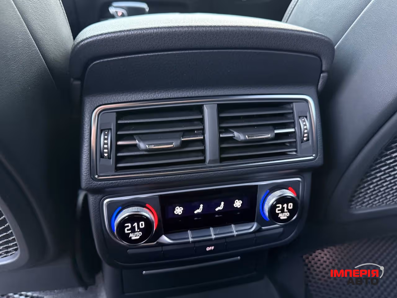 Audi Q7 - фото 62