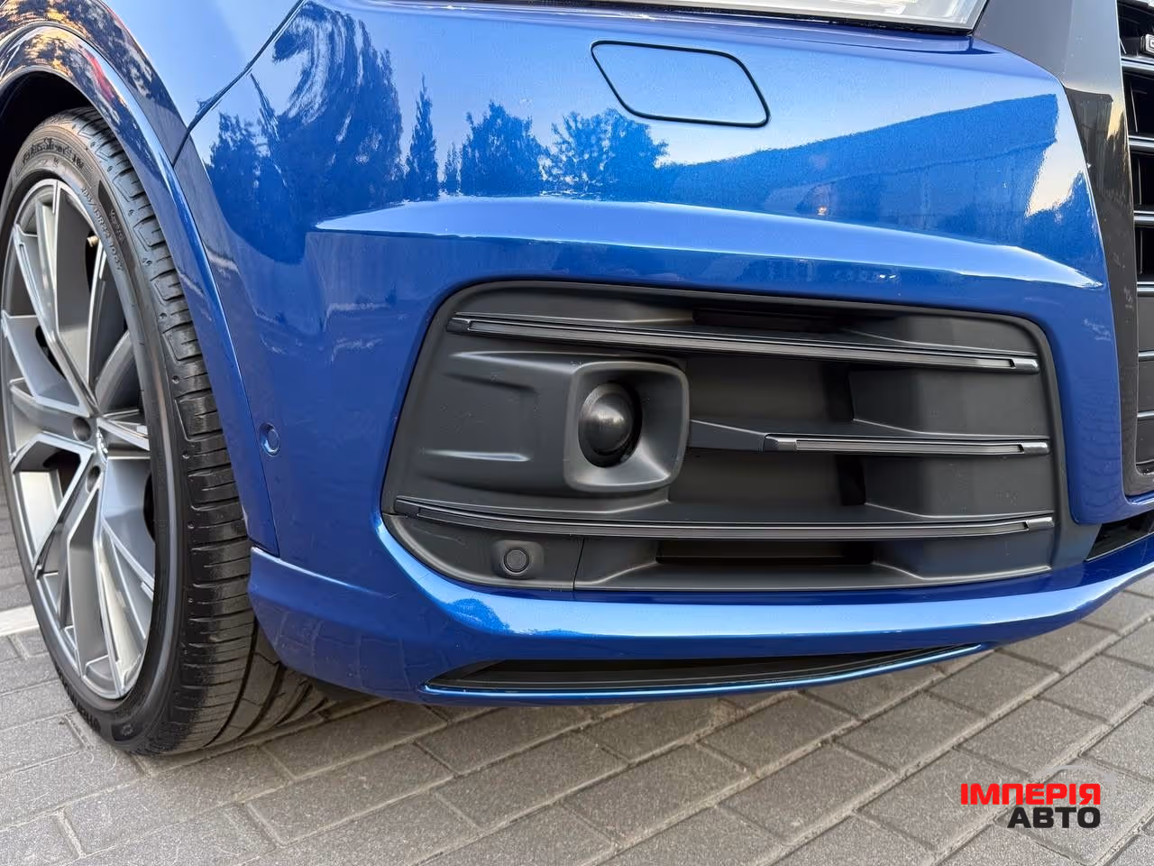 Audi Q7 - фото 32