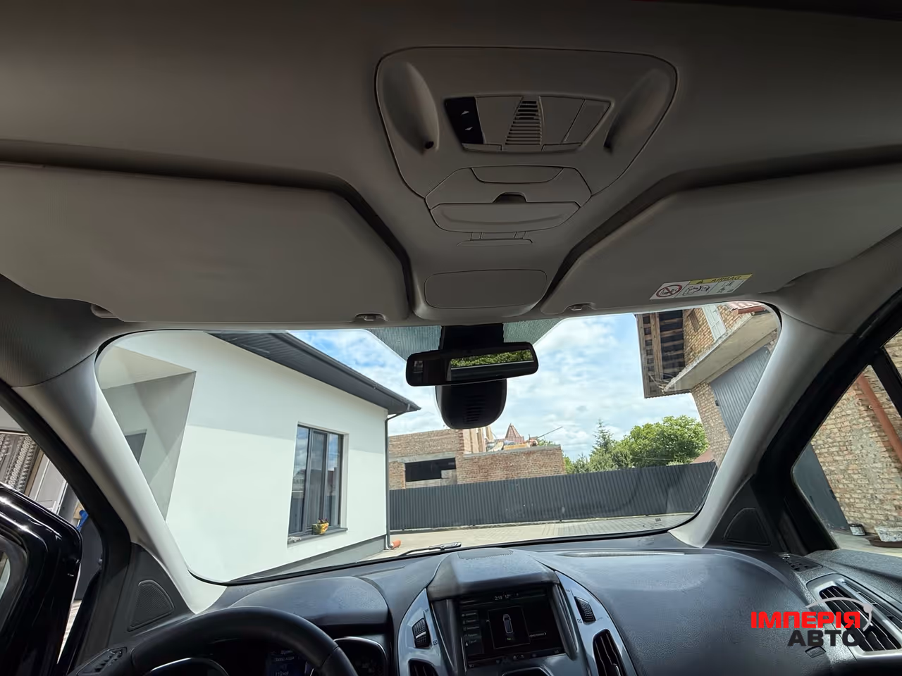 Ford Tourneo Connect - фото 19