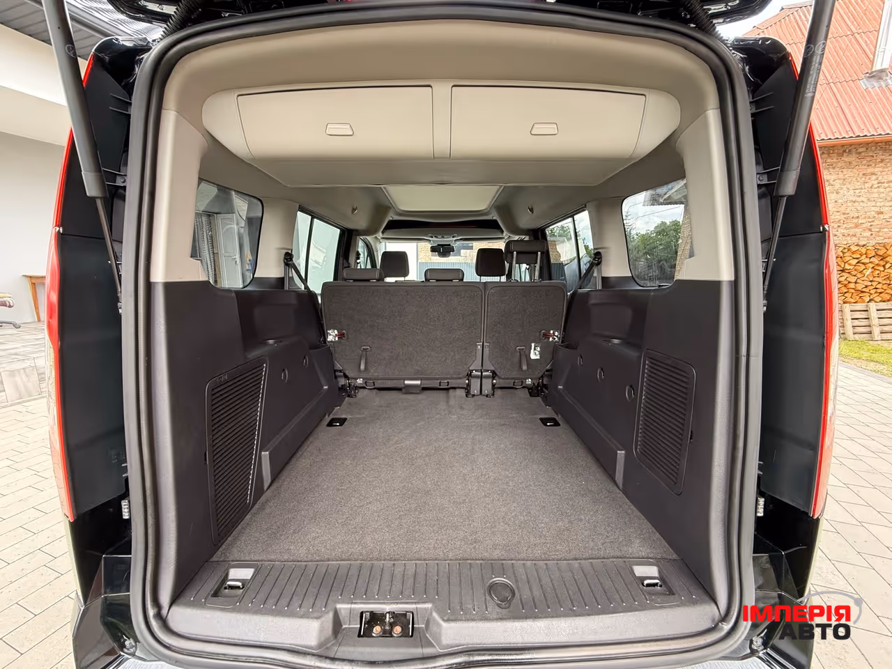 Ford Tourneo Connect - фото 22