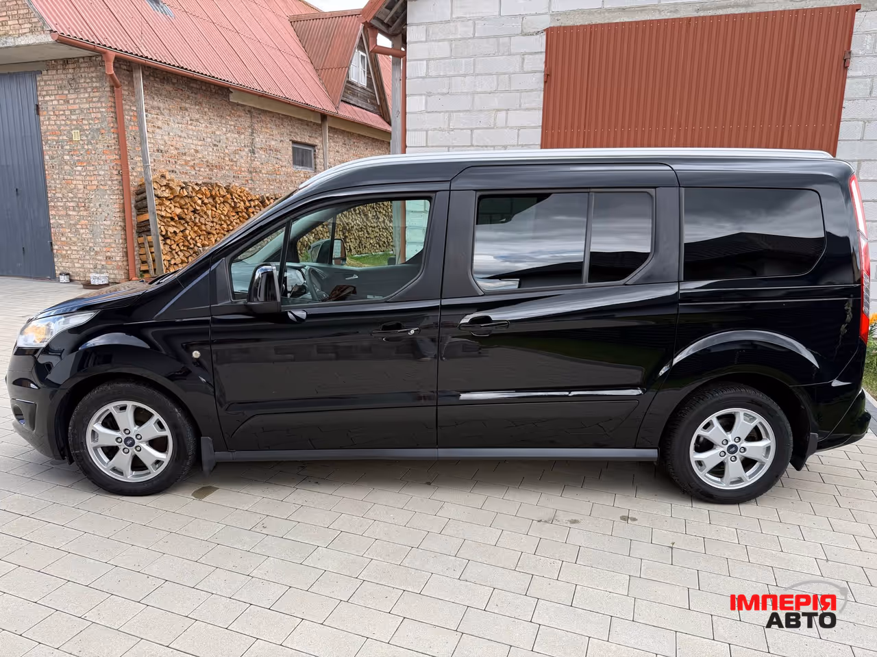 Ford Tourneo Connect - фото 5