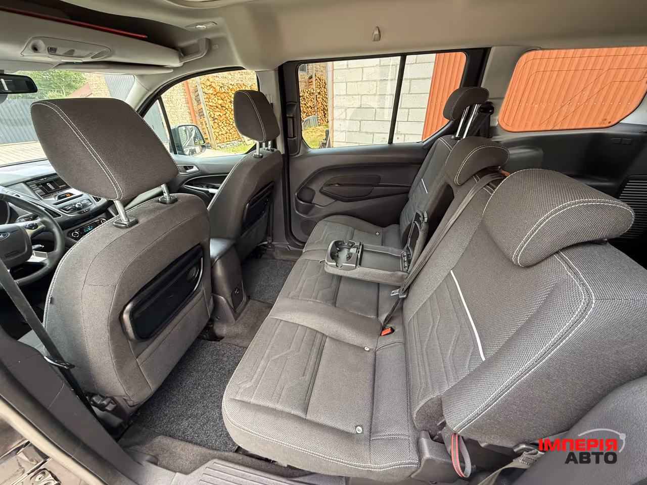Ford Tourneo Connect - фото 20