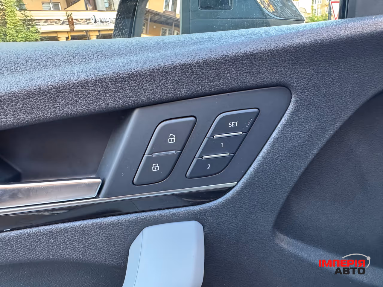 Audi Q5 - фото 18