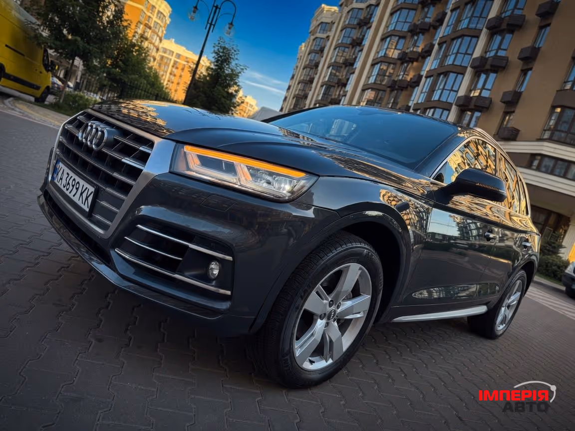 Audi Q5 - фото 1