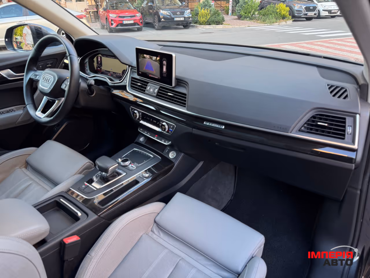 Audi Q5 - фото 10