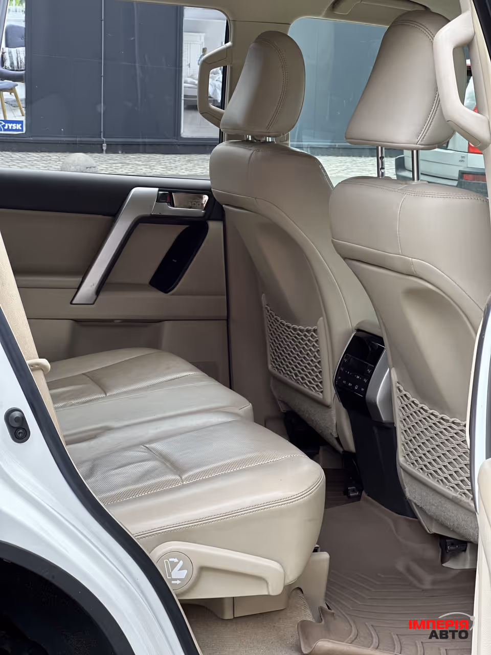 Toyota Land Cruiser Prado - фото 10