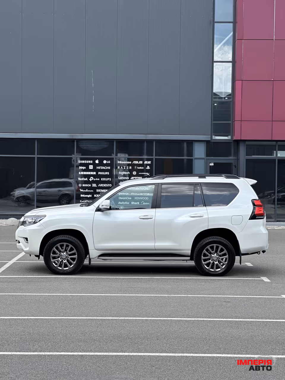 Toyota Land Cruiser Prado - фото 3