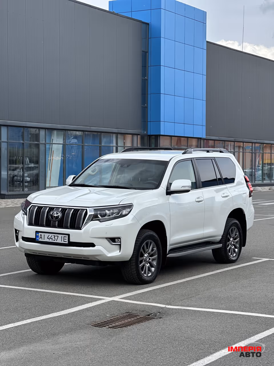 Toyota Land Cruiser Prado - фото 2