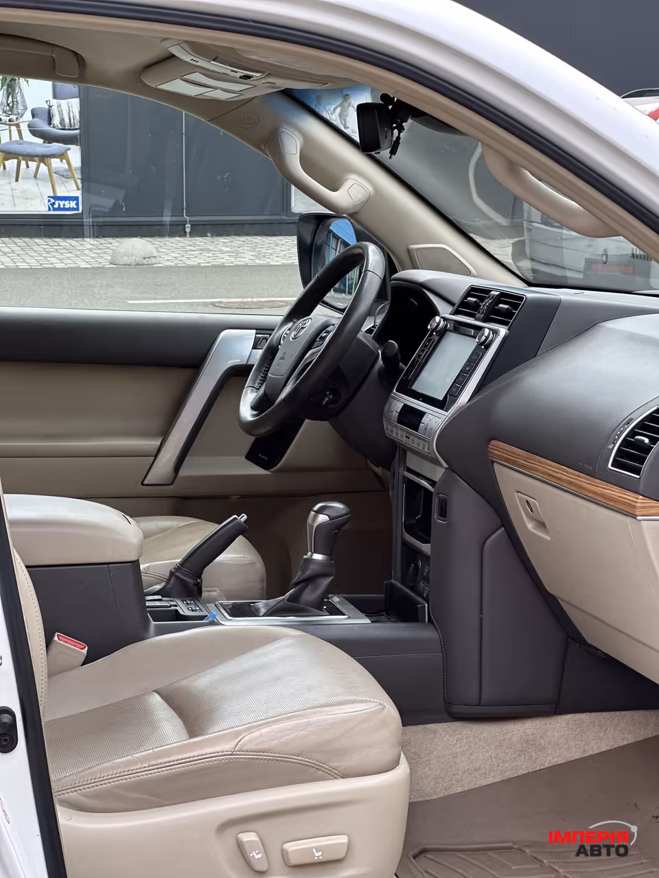 Toyota Land Cruiser Prado - фото 8